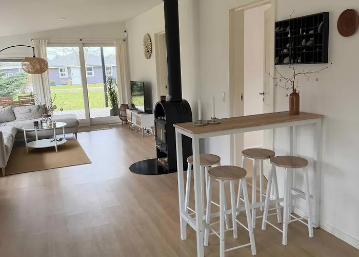 Ferienhaus Modernised Near Woods And